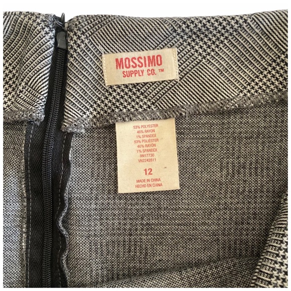 Mossimo Plaid Mini Skirt - 12 - Picture 3 of 10